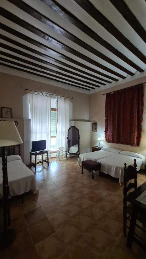 Casa Palacio Conde De Garcinarro Huete Екстериор снимка
