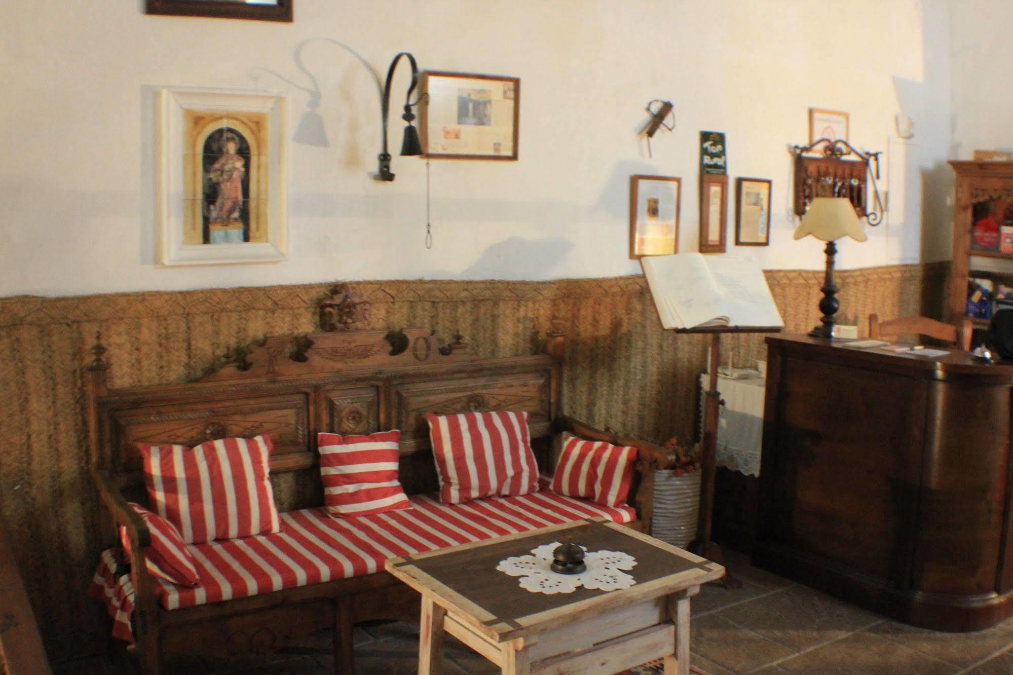 Casa Palacio Conde De Garcinarro Huete Екстериор снимка